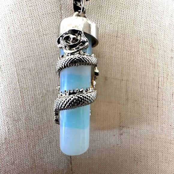 Opalite wrap around dragon pendant necklace - Picture 11 of 11